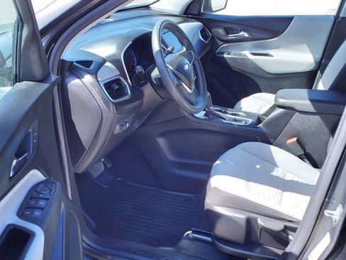 Used 2019 Chevrolet Equinox LS image 12