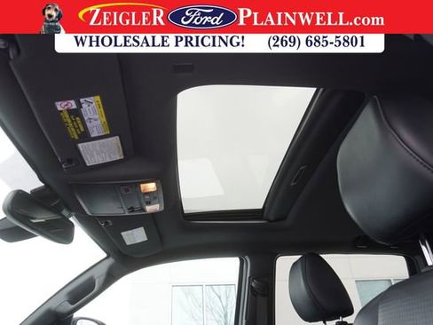 Used 2020 Toyota Tacoma TRD Sport image 13