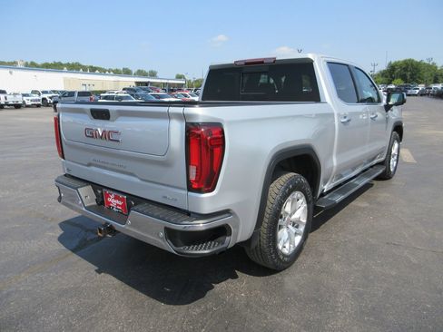 Used 2019 GMC Sierra 1500 SLT w/ SLT Premium Plus Package AWD/4WD image 5
