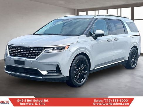 Used 2022 Kia Carnival SX Prestige FWD image 1