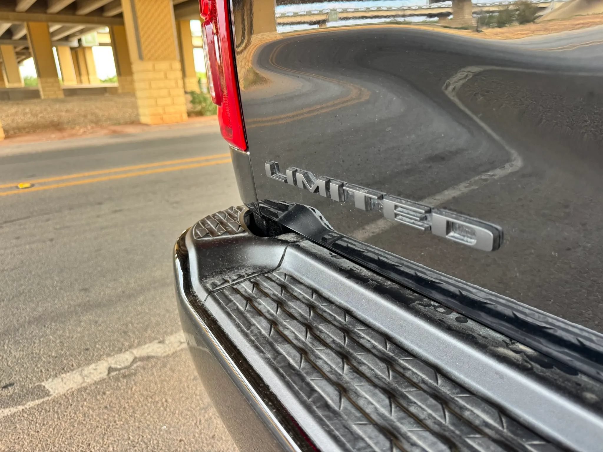 Used 2026 RAM 3500 Limited AWD/4WD image 22