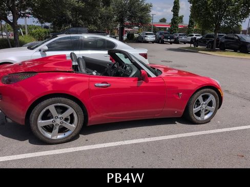 Used 2007 Pontiac Solstice Convertible w/ Premium Package RWD image 8