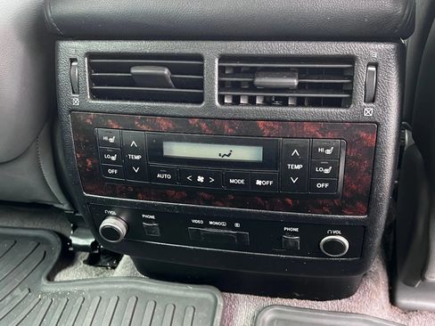 Used 2008 Toyota Land Cruiser AWD/4WD image 23