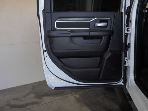 Used 2025 RAM 2500 Big Horn image 39