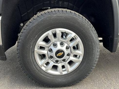 New 2026 Chevrolet Silverado 2500 LT image 11