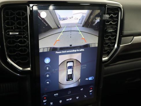 New 2025 Ford Ranger Lariat w/ Trailer Tow Package image 21