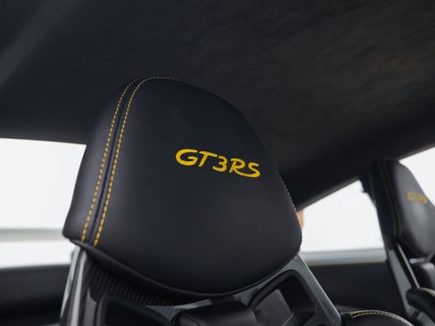 Used 2019 Porsche 911 GT3 RS image 22