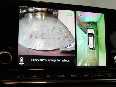 Used 2023 Mitsubishi Outlander SEL image 16