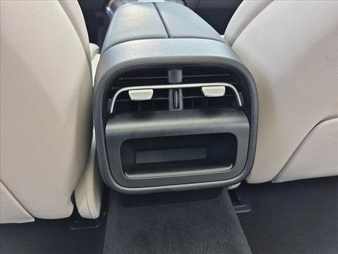 Used 2026 Mercedes-Benz E 350 Sedan image 18