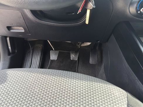 Used 2021 Kia Soul LX FWD image 19