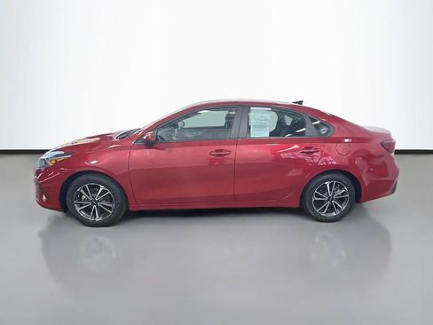 Used 2022 Kia Forte LXS FWD image 7