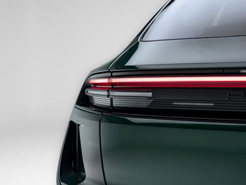 Used 2024 Porsche Macan Turbo Electric image 30