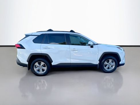 Used 2025 Toyota RAV4 XLE FWD image 8