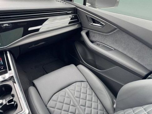 New 2026 Audi SQ7 Premium Plus AWD/4WD image 18