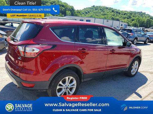 Used 2017 Ford Escape SE AWD/4WD image 4