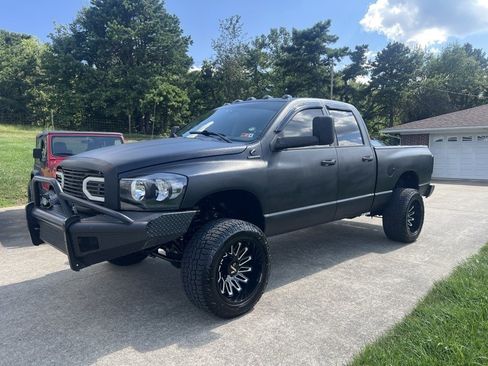Used 2009 Dodge Ram 2500 Truck ST w/ Trailer Tow Group AWD/4WD image 1
