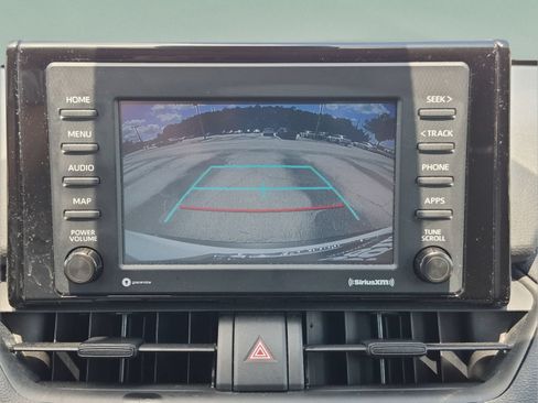 Used 2022 Toyota RAV4 LE FWD image 25