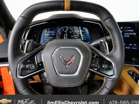 Used 2024 Chevrolet Corvette Stingray Premium Conv w/ 3LT image 9