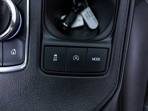Used 2023 Cadillac XT4 Sport w/ LPO, Onyx Lite Package FWD image 26