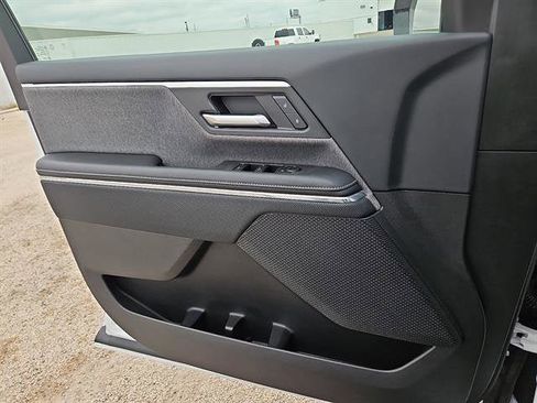 New 2026 GMC Sierra EV Elevation image 33