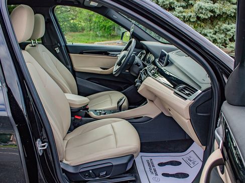 Used 2021 BMW X1 sDrive28i w/ Convenience Package FWD image 19