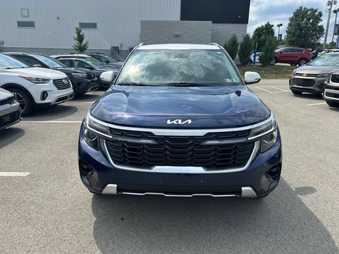 Certified 2024 Kia Seltos S AWD/4WD image 2