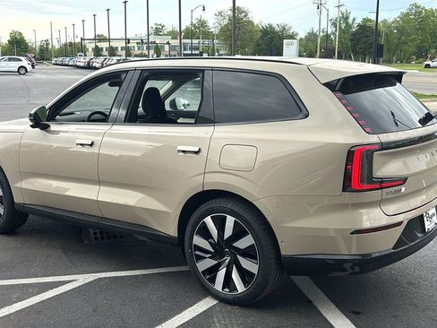 New 2026 Volvo EX90 Ultra AWD/4WD image 4