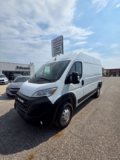 Used 2024 RAM ProMaster 2500 w/ Convenience Group FWD image 1