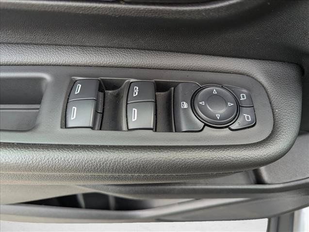 Used 2024 GMC Terrain SLE AWD/4WD image 10