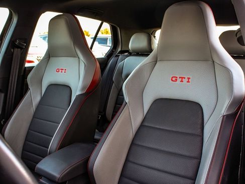 Used 2024 Volkswagen GTI Autobahn image 32