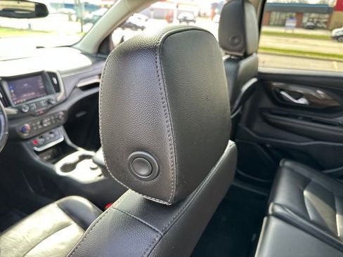 Used 2020 GMC Terrain Denali w/ Denali Premium Package AWD/4WD image 26