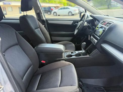 Used 2016 Subaru Legacy 2.5i Premium w/ Moonroof Package AWD/4WD image 19