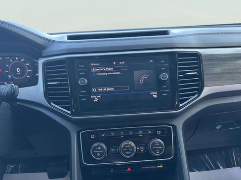 Used 2021 Volkswagen Atlas SEL AWD/4WD image 25