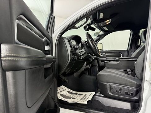 Used 2024 RAM 2500 Big Horn w/ Bed Utility Group image 11