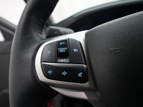 Used 2023 Ford Explorer XLT w/ Equipment Group 202A image 19