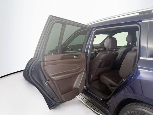 Used 2017 Mercedes-Benz GLS 450 4MATIC image 26