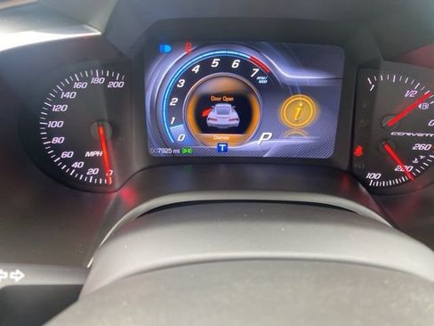 Used 2014 Chevrolet Corvette Stingray Coupe RWD image 32