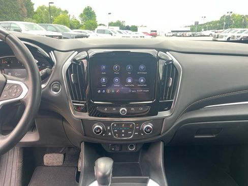 Used 2021 Chevrolet Traverse RS FWD image 23