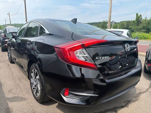 Used 2018 Honda Civic EX image 11