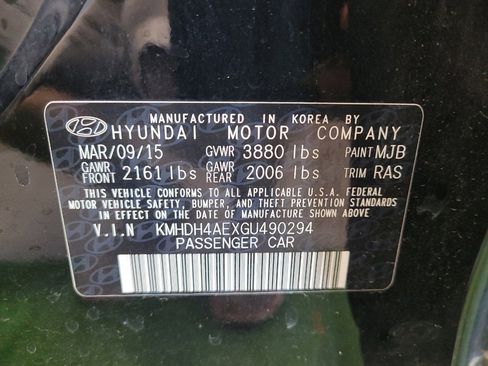 Used 2016 Hyundai Elantra SE FWD image 33