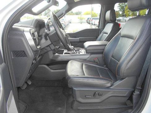 Certified 2025 Ford F150 Lariat w/ Tow/Haul Package AWD/4WD image 5