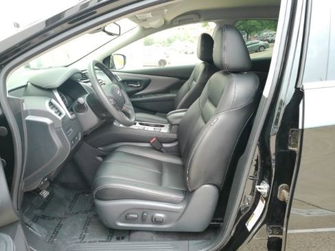 Used 2024 Nissan Murano SV w/ SV Midnight Edition Package FWD image 12
