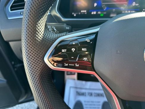 Certified 2024 Volkswagen Tiguan SE R-Line image 20