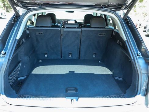 Used 2025 Audi Q5 Premium w/ Convenience Package AWD/4WD image 26