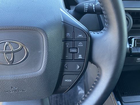 Used 2024 Toyota Prius LE image 26