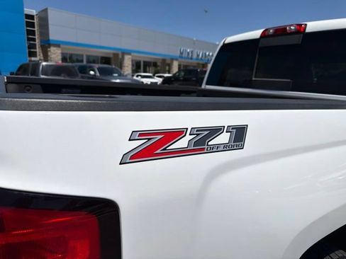 Used 2017 Chevrolet Silverado 1500 LT w/ All Star Edition AWD/4WD image 7