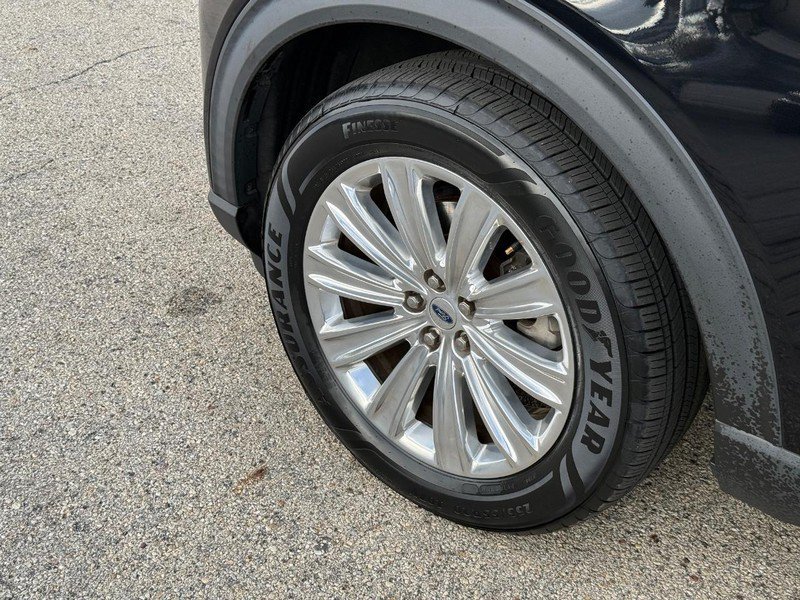 Used 2020 Ford Explorer Limited AWD/4WD image 10