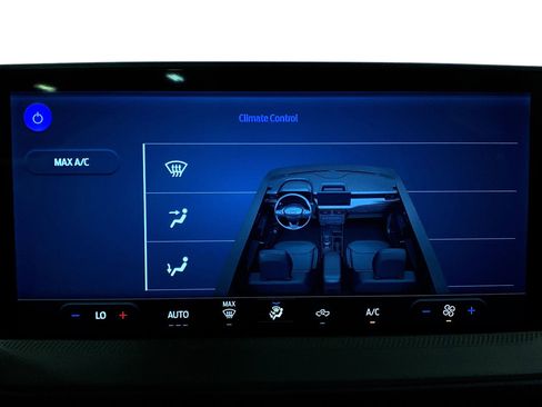 New 2025 Ford Maverick XL image 26