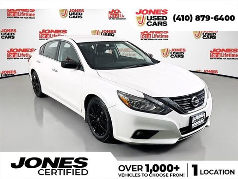 Used 2017 Nissan Altima 2.5 SR w/ Midnight Edition Package image 1