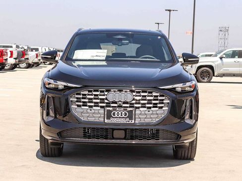 New 2026 Audi Q5 Premium AWD/4WD image 2